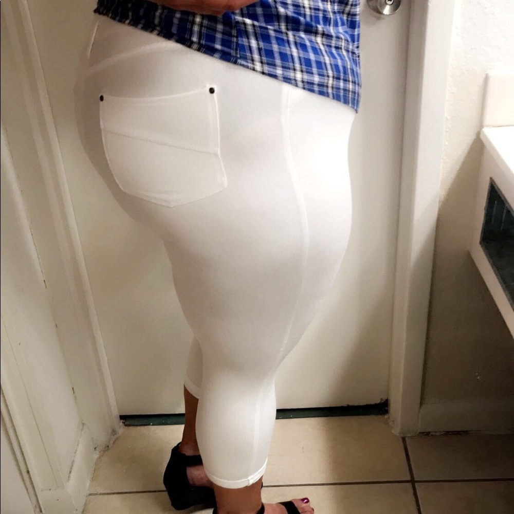 White pant